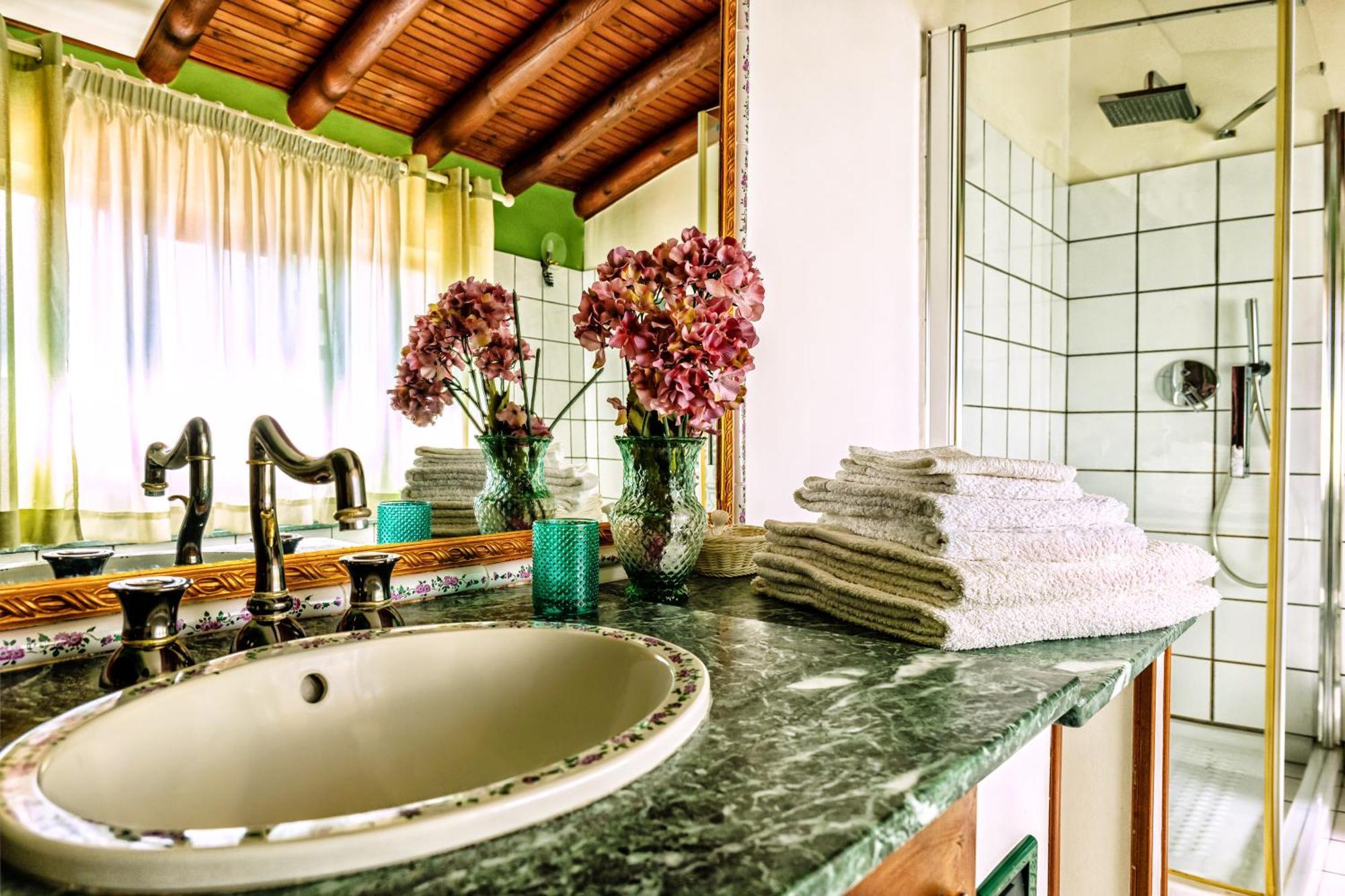 B&B Villa Bency Capo dʼOrlando Dış mekan fotoğraf